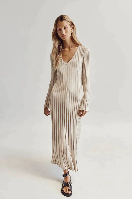 Long-sleeve knit dress