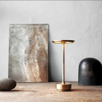 Luxurious Navoby table lamp