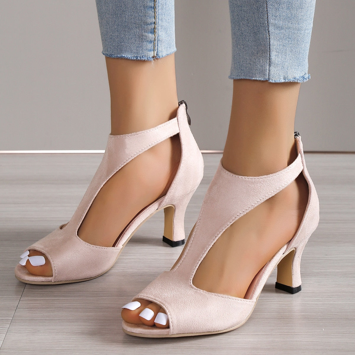 Heeled orthopedic sandals | Navoby